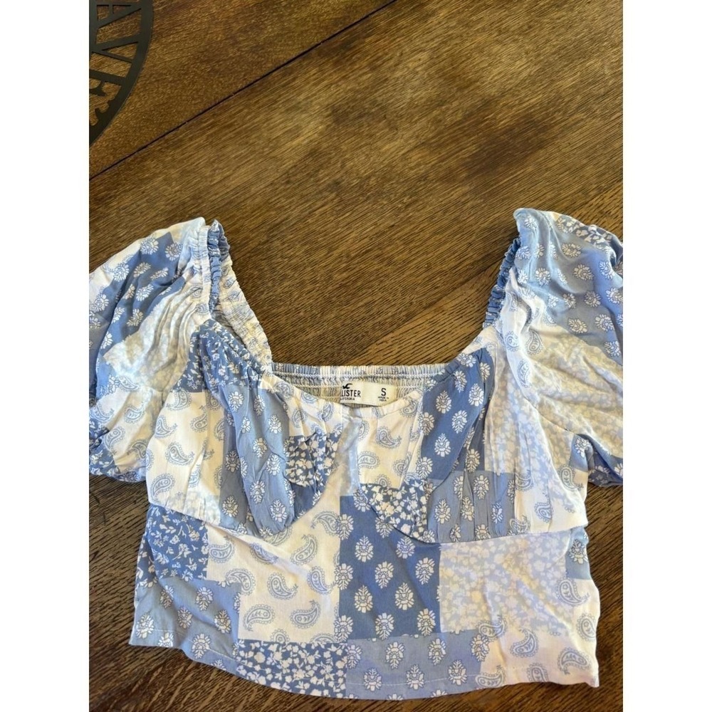 Hollister Blue White Patchwork Paisley Puff Sleeve Smocked Crop Top Small